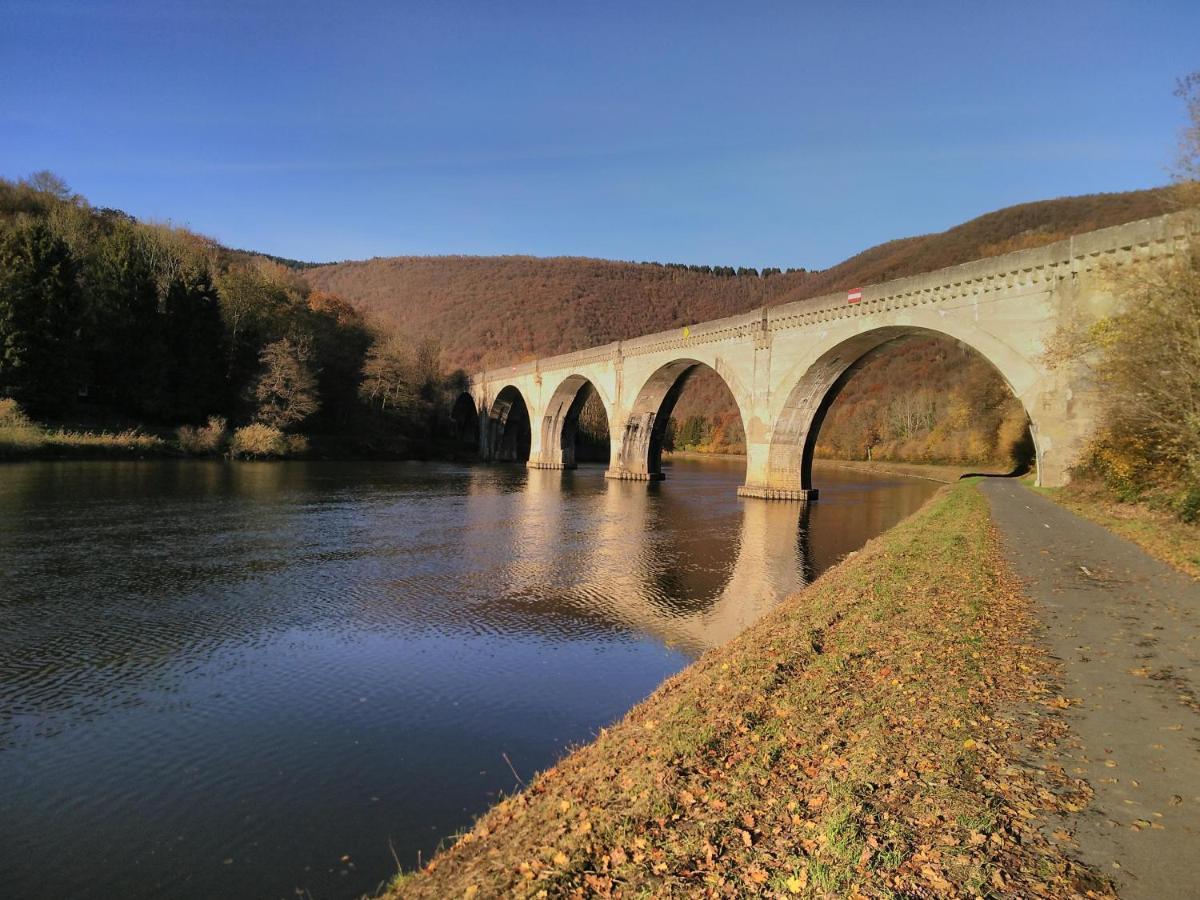 Revin  Entre Meuse Et Foret المظهر الخارجي الصورة