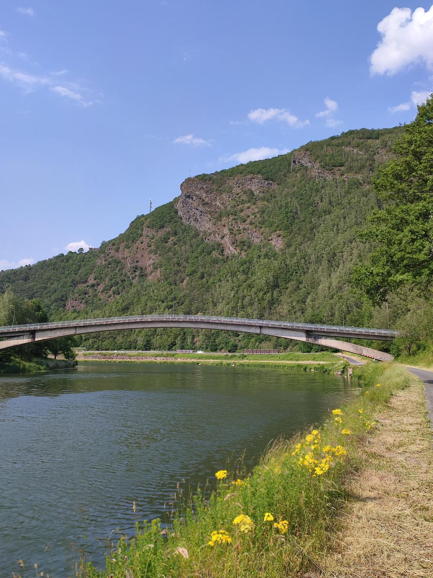 Revin  Entre Meuse Et Foret المظهر الخارجي الصورة